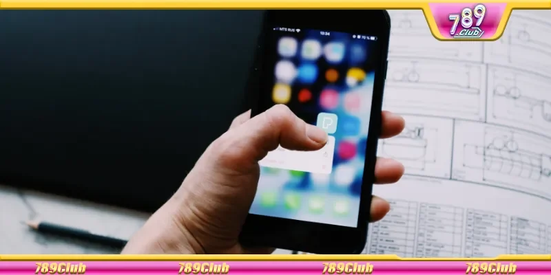 Tải App 789Club giúp người chơi trải nghiệm trò chơi một cách thuận tiện